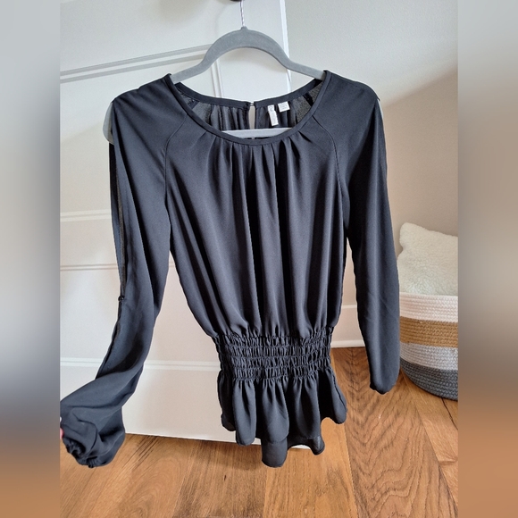 Sheer Cut-Out Blouse - Picture 6 of 15